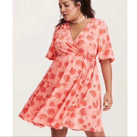 Torrid Coral Floral V-Neck Dress Summer Sz 14 NEW - Picture 3 of 5
